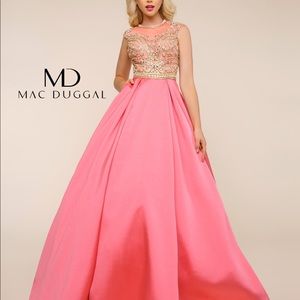 Mac Duggal 65828H Ball Gown - Prom / Pageant sz 2